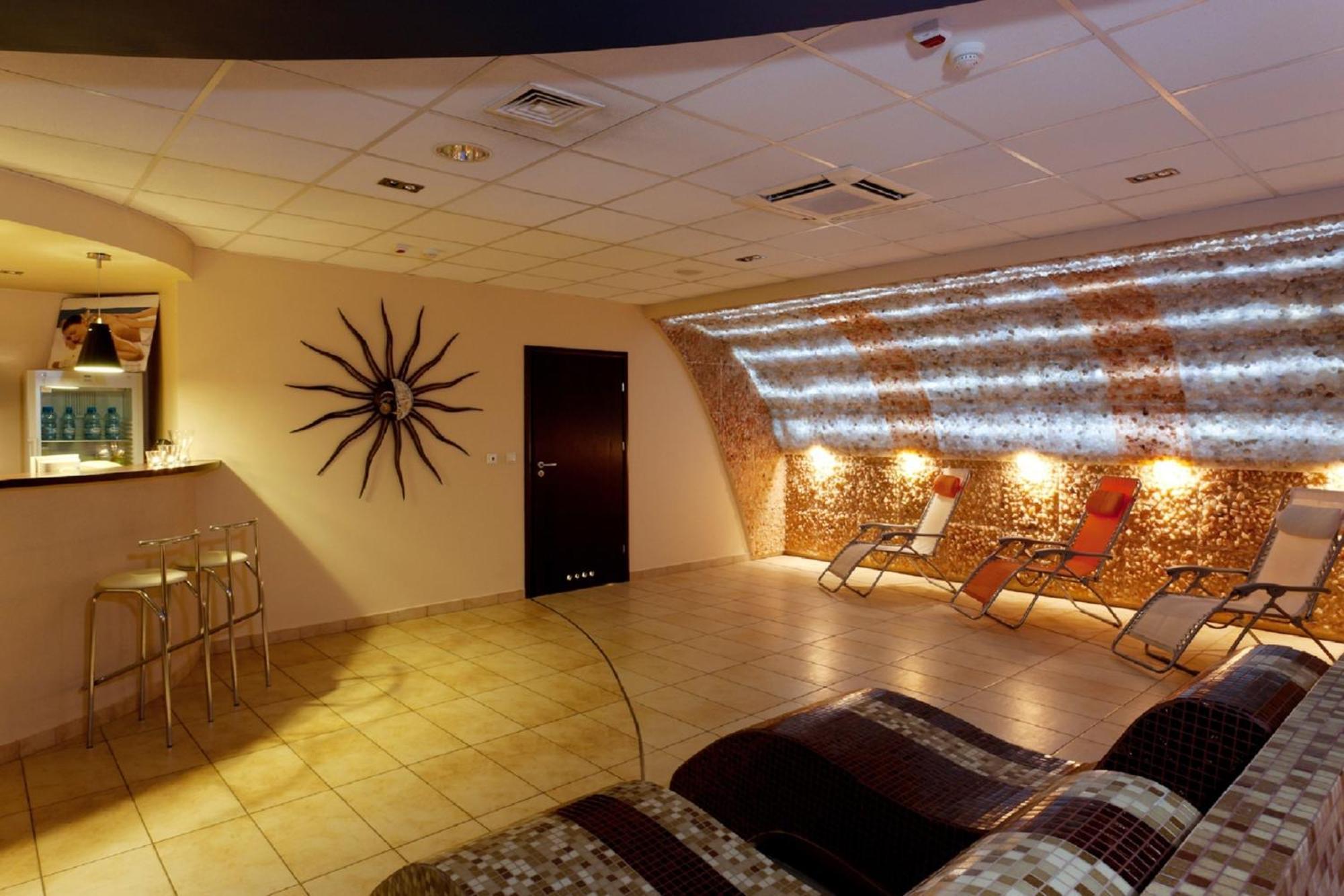 Hotel Swing 4*